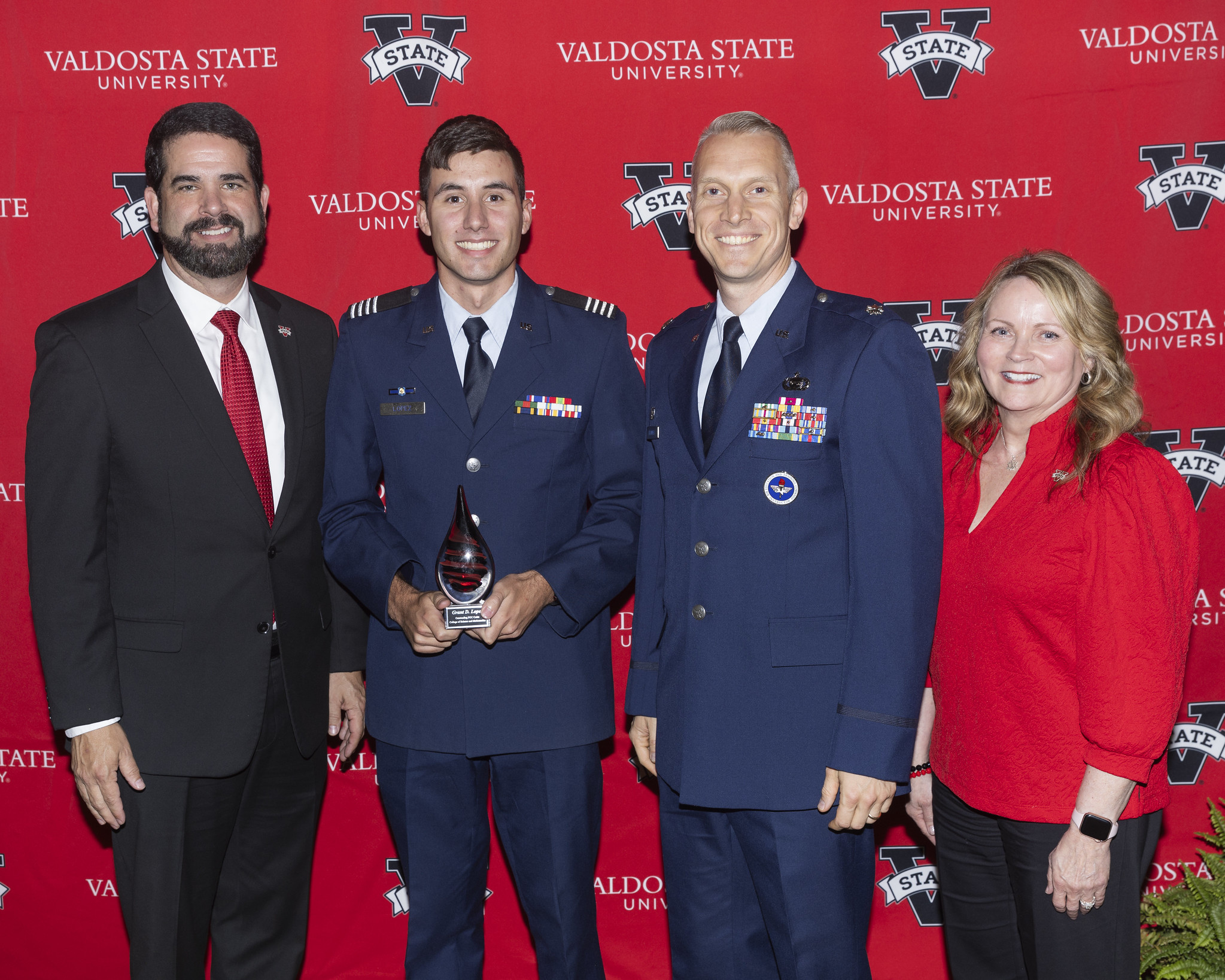Grant Lopez Earns Most Outstanding Cadet Award at VSU