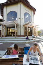Students outside the Student Union