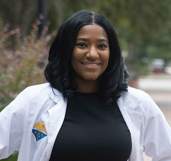 Danielle McKay earned the American Chemical Society’s Student Leadership Award and an invitation to participate in the organization's nine-month Leadership Institute Experience.
