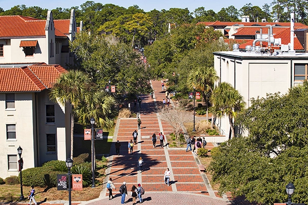 VSU students walking up and down the pedestrian mall.