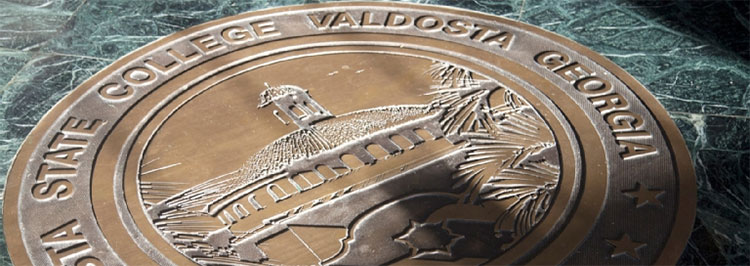 Valdosta State Seal