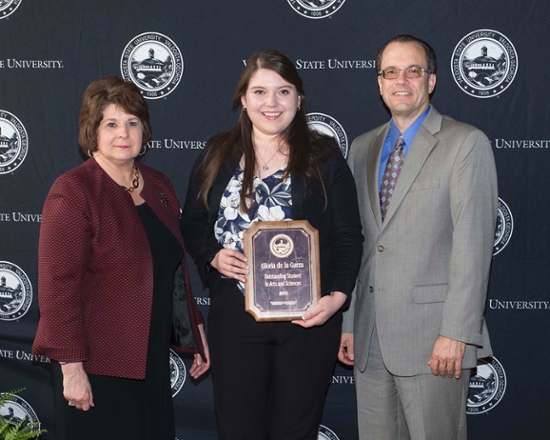 gloria de la garza college of arts and sciences award