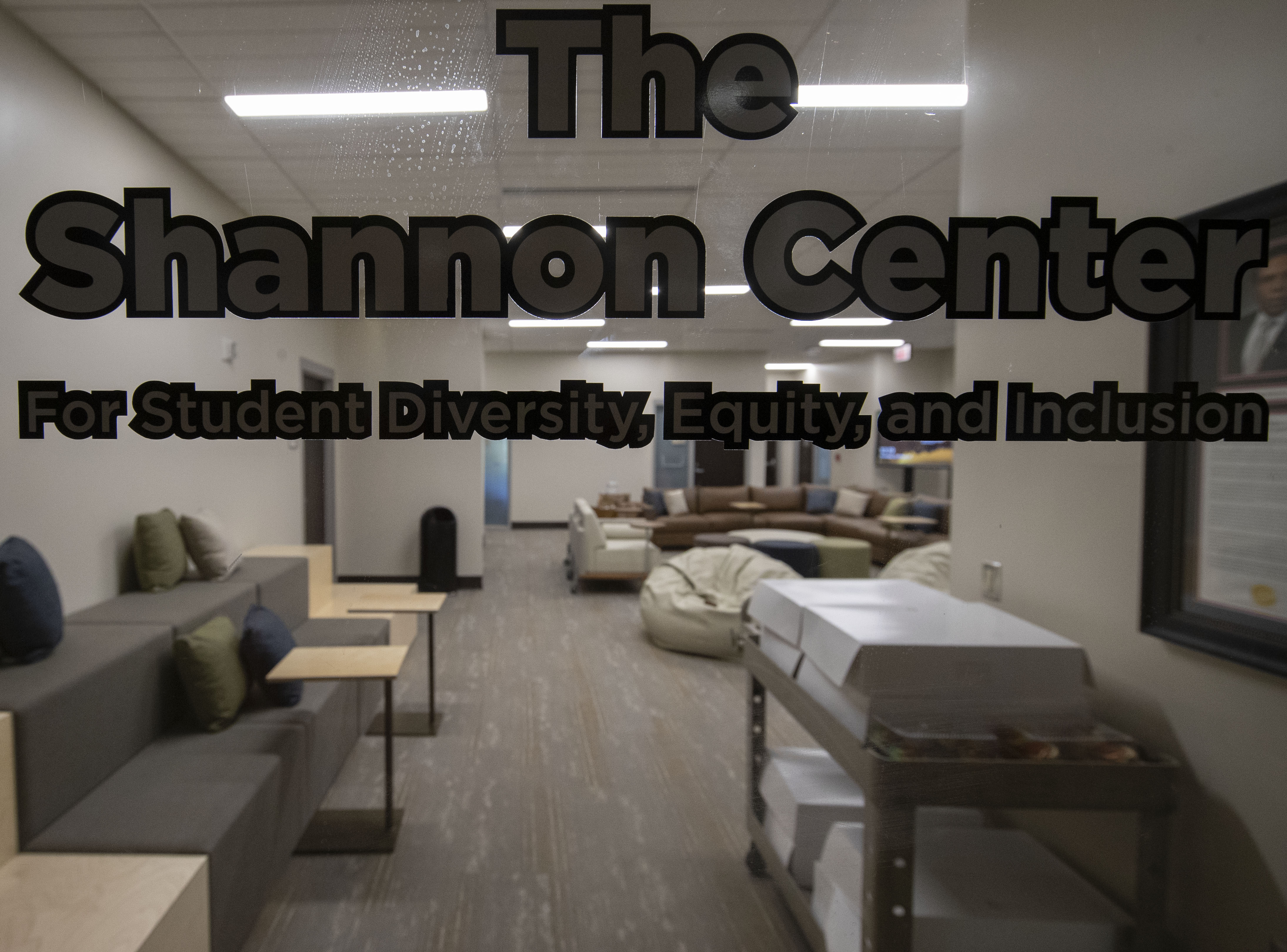 shannon-center-signage.jpg