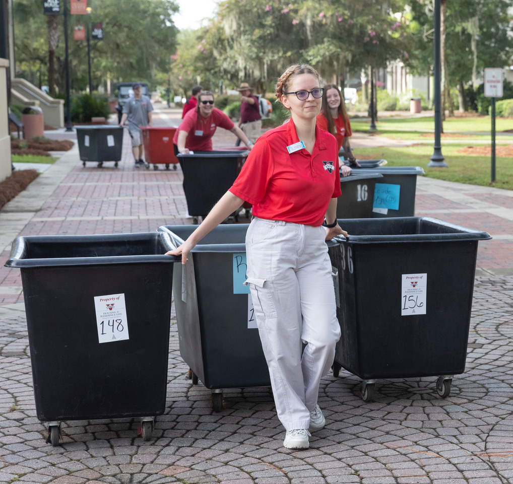 vsu33130move-in-carvajal.jpeg