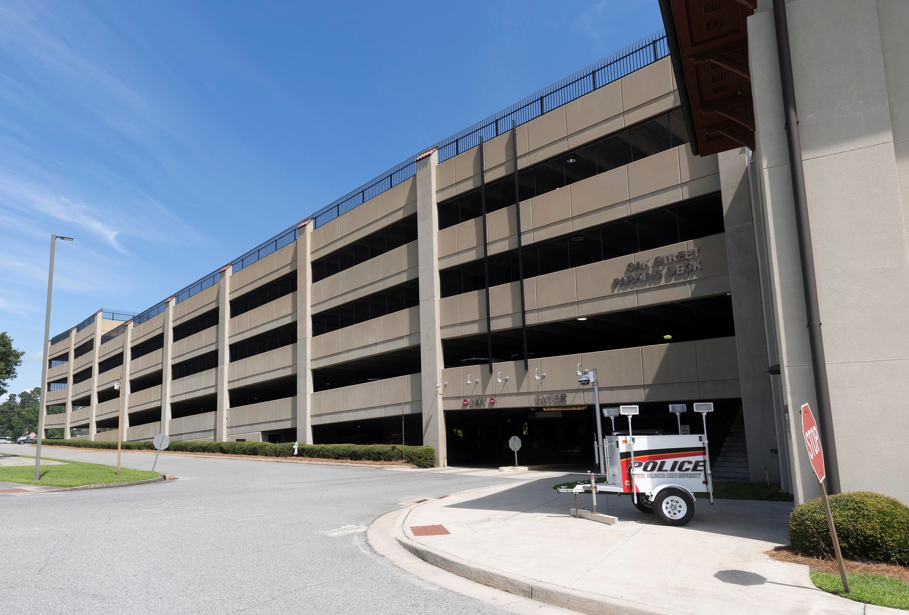 The Oak Street Parking Deck will close during fall break at VSU. 
