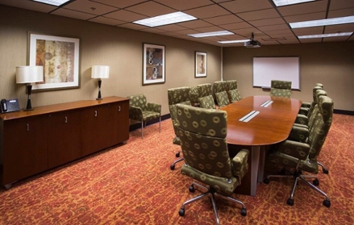 Live Oak conference room with a stationary table and 10 chairs