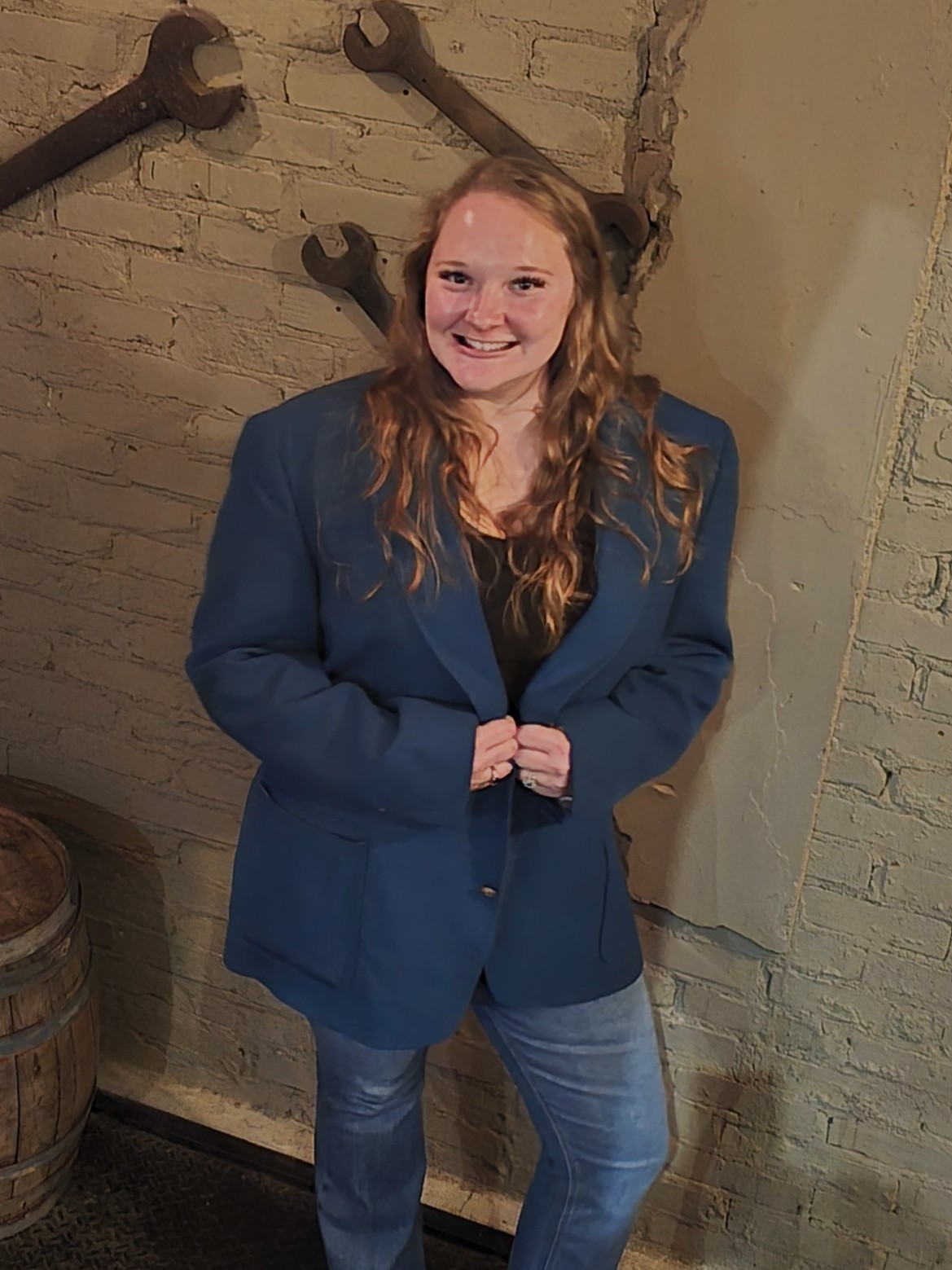 graduate-photo-sims-megan.jpg