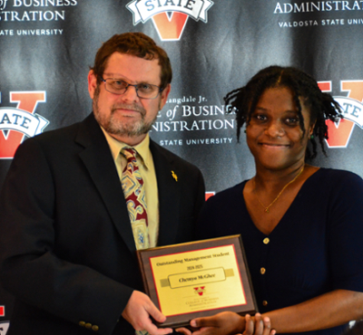 Outstanding Management Student
