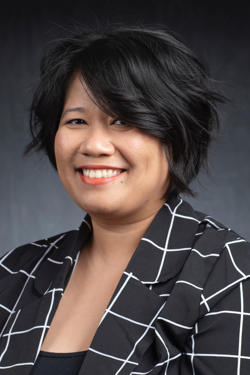 Dr. Hoa Nguyen Portrait